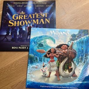 GREATEST SHOWMAN AND MOANA RECORD SET